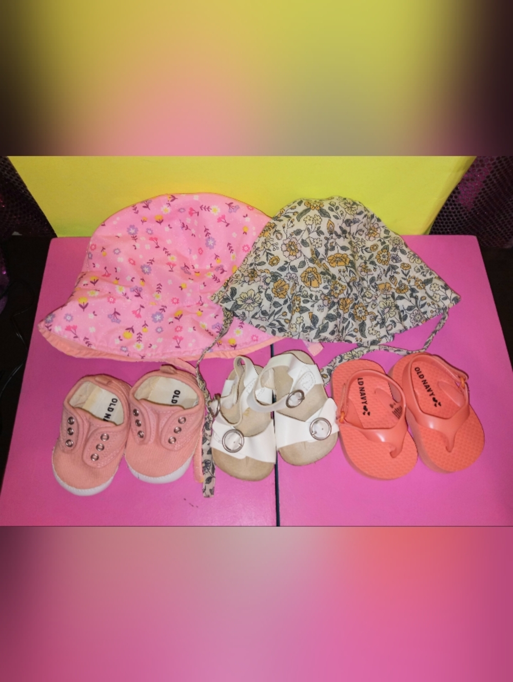Old Navy Spring baby girls shoes 0-3m & 3-6m plus hats